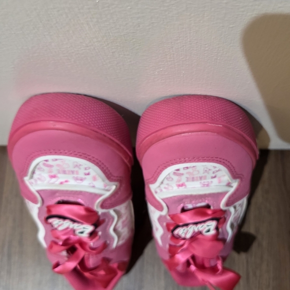 Girl's Ground Up Barbie Sneakers, Size 1 Y - Picture 9 of 11